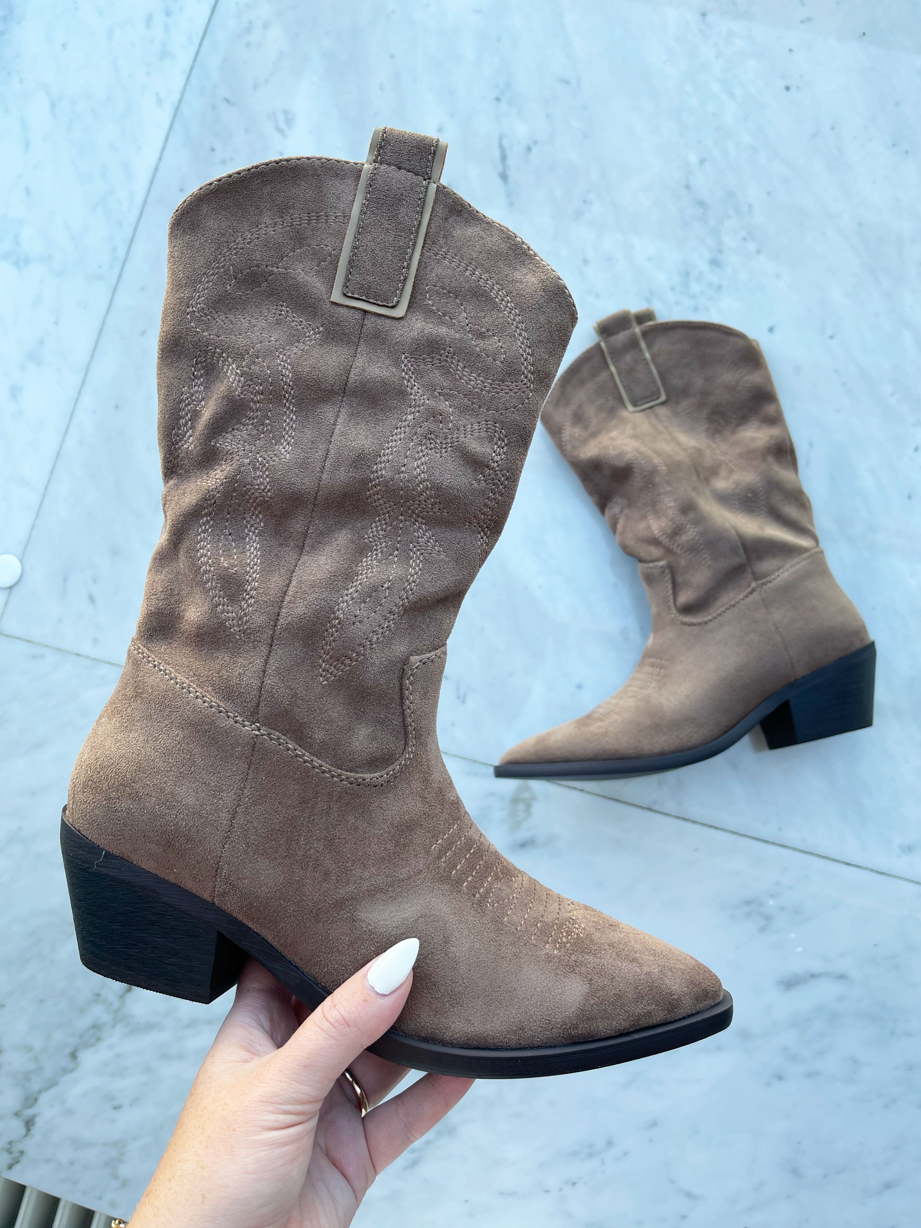 Kate - Cowboystövlar med liten klack